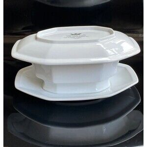 Gravy Boat W/2 UnderPlate Maison Blanche Fine China by CHRISTOPHER STUART Y0008